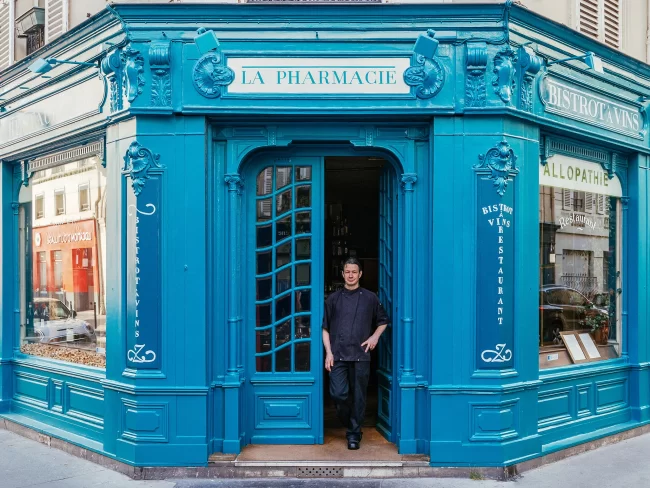 Toughened Glass Shopfronts